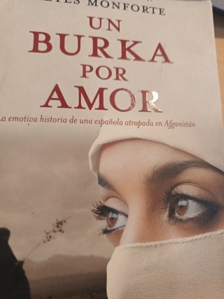 Un Burka por Amor: La Emotiva Historia de una E...