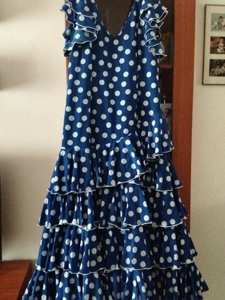 Traje de flamenca volantes lunares