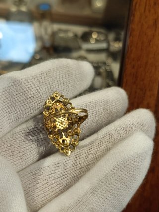 Anillo Isabelino Oro 18k Esmeraldas