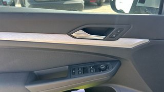 Volkswagen Golf 1.0 ETSI 81KW DSG LIFE 110 5P