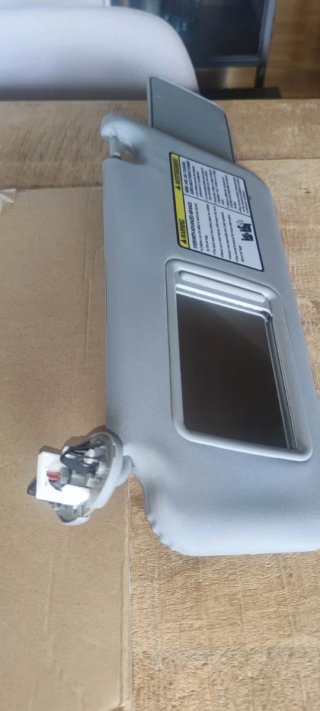 Visera solar Toyota Rav4