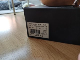 Zapatos de plataforma marrones Mango.