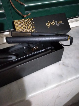 Piastra GHD V Gold Nera e Oro