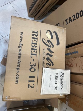 Amplificador Egnater Rebel 30