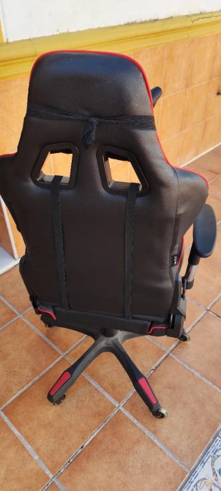 Silla Gaming McHaus Negra/Roja ¿GRATIS?