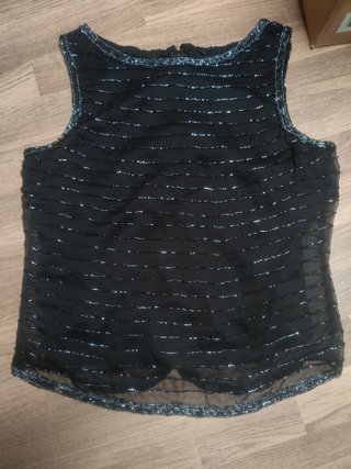Top pedrería negro y plateado
