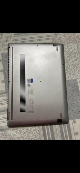 Portátil Lenovo Yoga 520-14IKB SSD 248 GB y 16 RAM