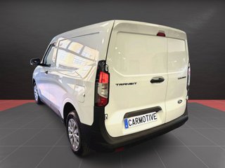 Furgon pequeño Ford Transit Courier 2024
