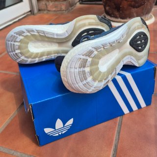 Adidas Ultraboost 22 Shadow Navy