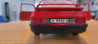 Maqueta coche Ford Sierra XR4i años 80 escala 1:16