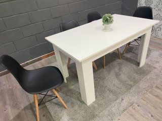 Mesa Comedor Blanca + 4 Sillas Grises
