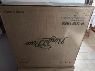 Árbol rascador para gatos.Nuevo en caja sin montar