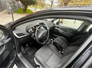 Peugeot 207 2006