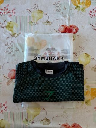 Camiseta Gymshark Onyx Negra y Verde