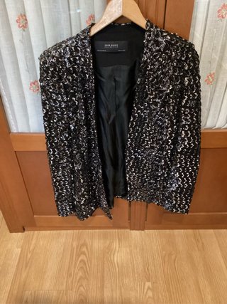 Chaqueta Zara Lentejuelas Negra y Plateada