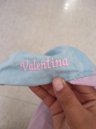 Gorra personalizada nombre Valentina Frozen