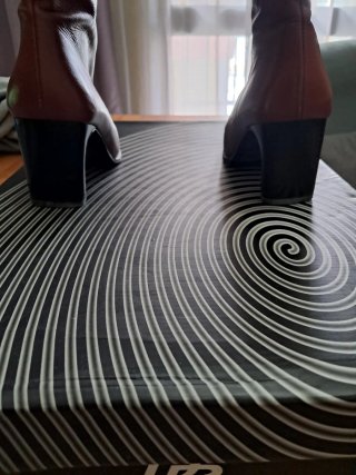 Botas de mujer marrones,fabricada en España