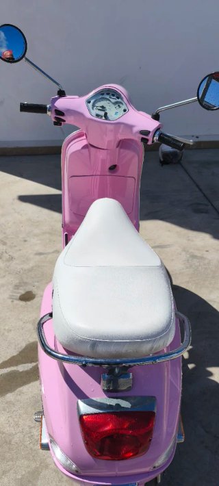 Vespa LX 50 2T Rosa