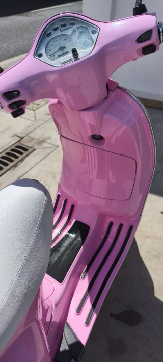 Vespa LX 50 2T Rosa