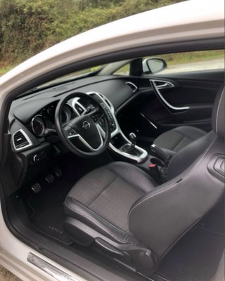 Opel Astra 2013