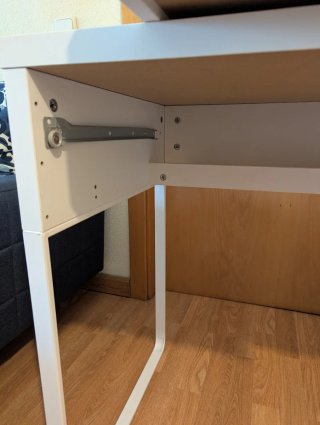 Escritorio Ikea MICKIE blanco pequeño