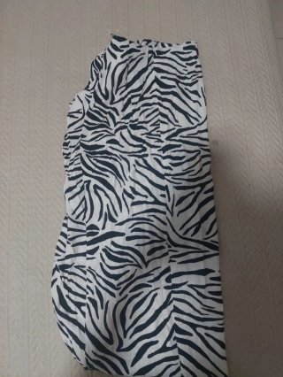 Falda Zara Estampado Cebra Talla s