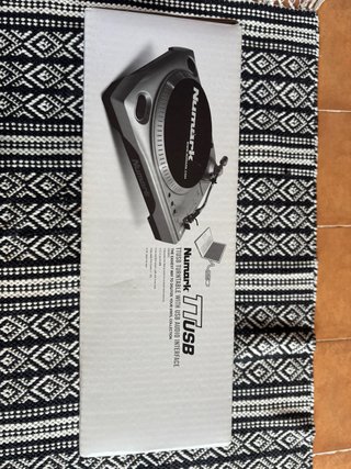 Tocadiscos Numark TT USB Plata