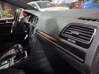 Volkswagen Golf TSi 220 cv