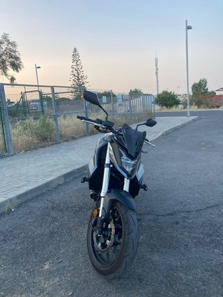 Honda CB750 Hornet 2024 A2 Limitada