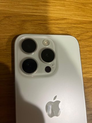 iPhone 15 Pro blanco