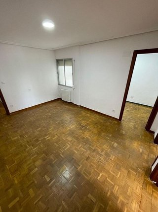 Piso en alquiler en Pajarillos en Valladolid