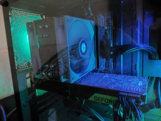 PC Gaming i7-9700 | 1080 Ti | 32 GB RAM | 1TB NVMe