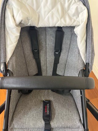 Bugaboo Camaleon gris con capazo