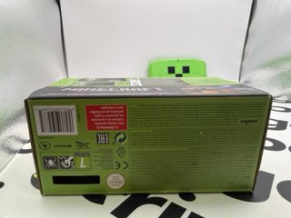 New Nintendo 2DS XL Minecraft Creeper Edition