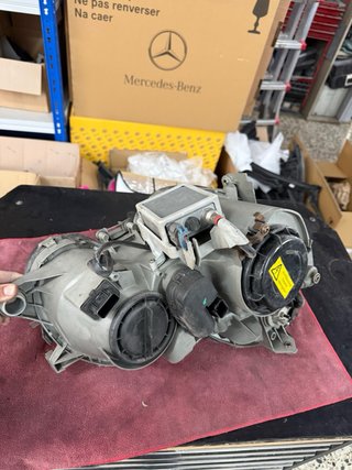 Faro Xenón Hella Mercedes ClaseE W210 Original OEM