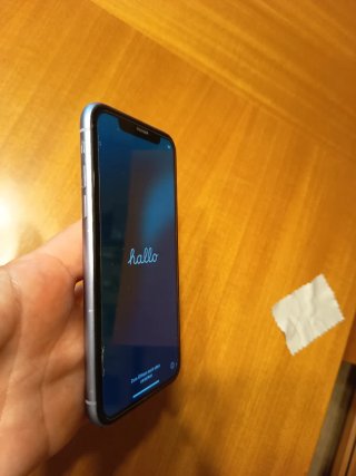 iPhone 11 128GB Morado + Cables + Fundas protec.