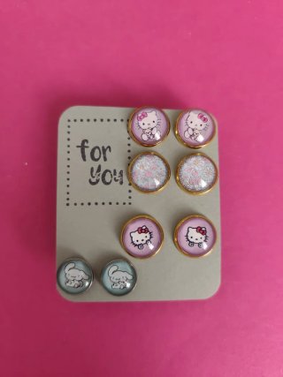 Pendientes Sanrio variados