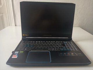 Portátil Gaming Acer Predator Helios 300