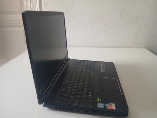 Portátil Gaming Acer Predator Helios 300