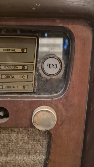 Radio Invicta Vintage + Elevador Salabé