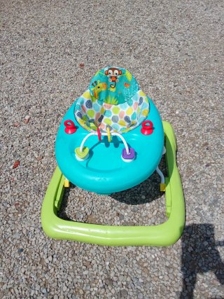 Girello per neonati con giochi