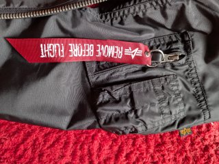 Cazadora Alpha Industries MA-1 TT Negra Talla S
