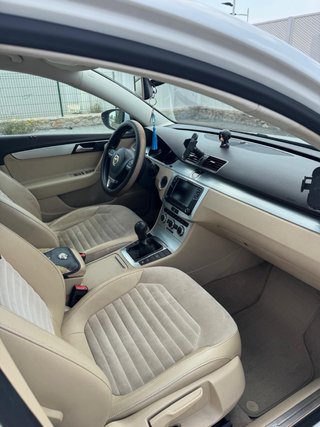Volkswagen familiar blanco
