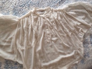 Blusa romántica bordada