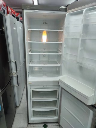 Nevera combi marca LG 190/60cm clase A+ con garant