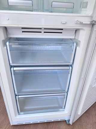 NEVERA BOSCH 2MTS NOFROST A+++. SEMINUEVO