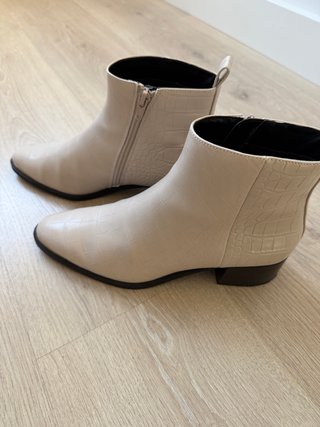 Botines Beige Cocodrilo Talla 38