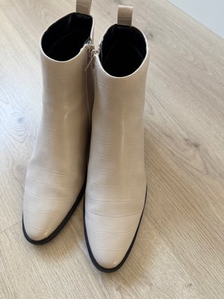 Botines Beige Cocodrilo Talla 38