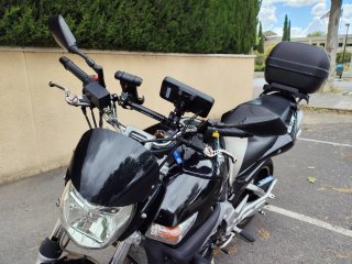 Suzuki GSR 600 Negra y Plata