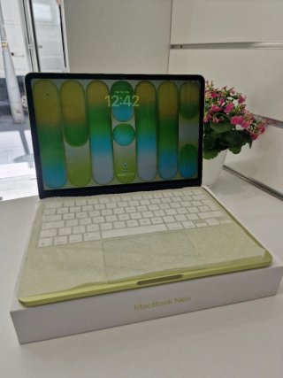 MacBook Neo 256GB Amarillo